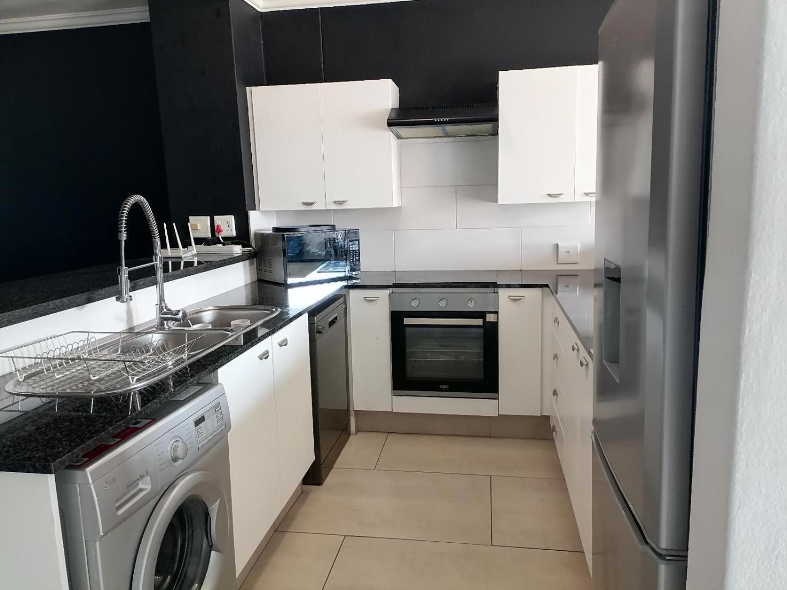 Emabheleni Executive Suites Westpoint جوهانسبورغ الغرفة الصورة